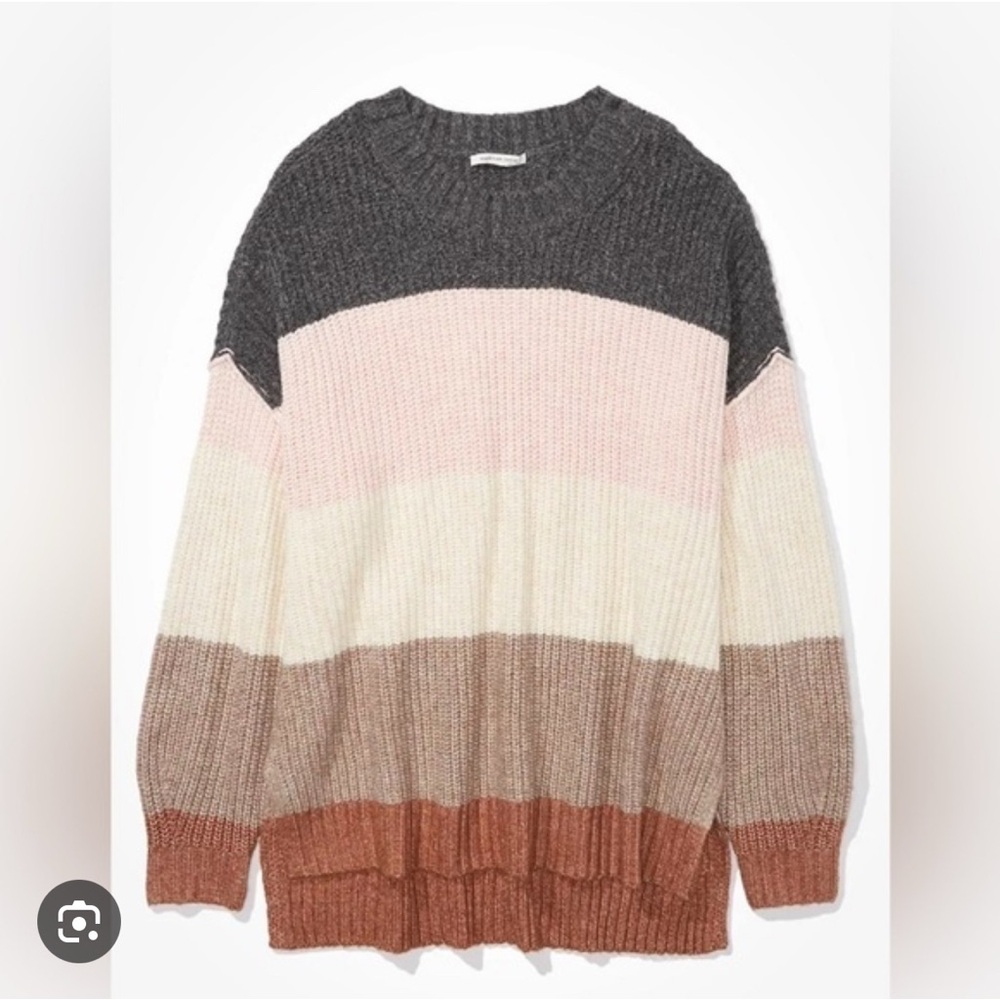 American Eagle Long Sleeve Sweater. Size Small.